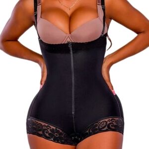 Stagmi SMI7124 La Sutil Cheeky Shapewear Defines Silhouette Comfort & Style NEW!